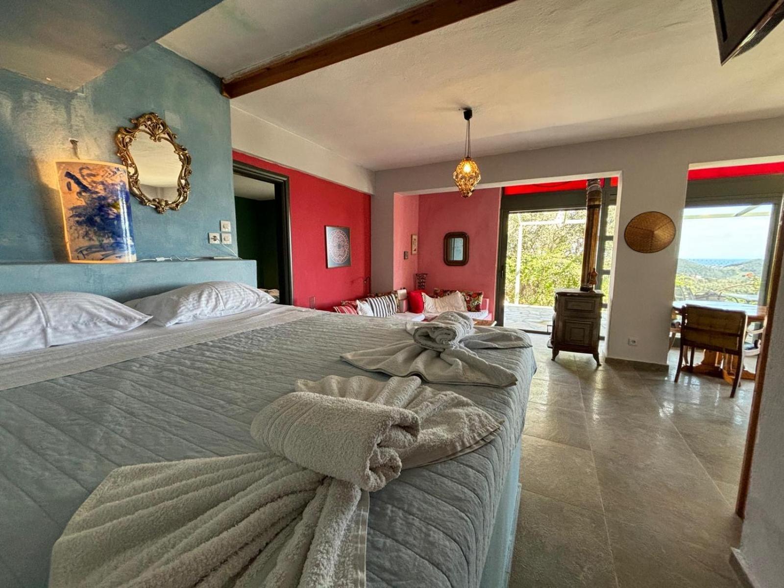 Tierra Villa Skiathos Town Bagian luar foto
