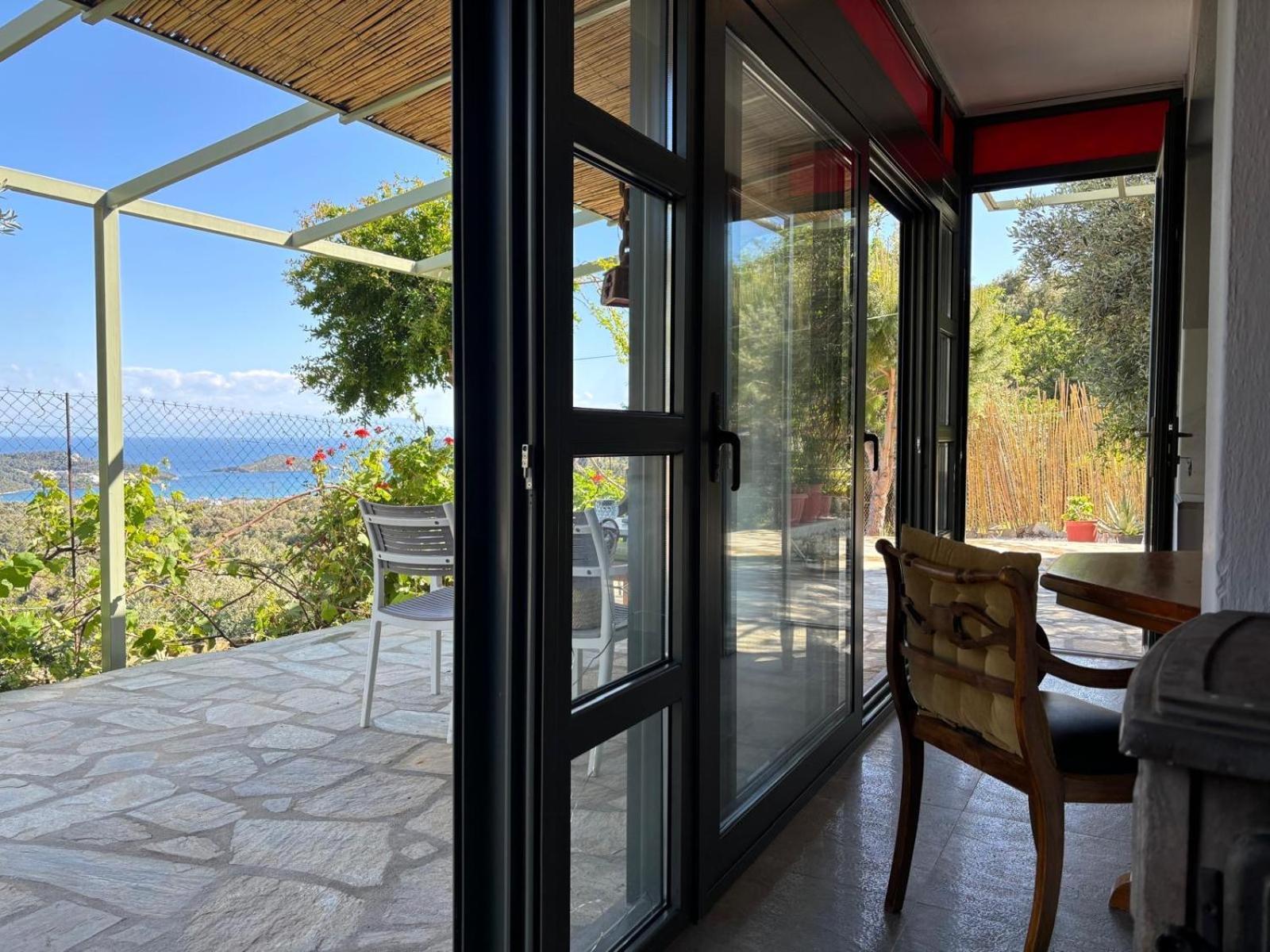 Tierra Villa Skiathos Town Bagian luar foto