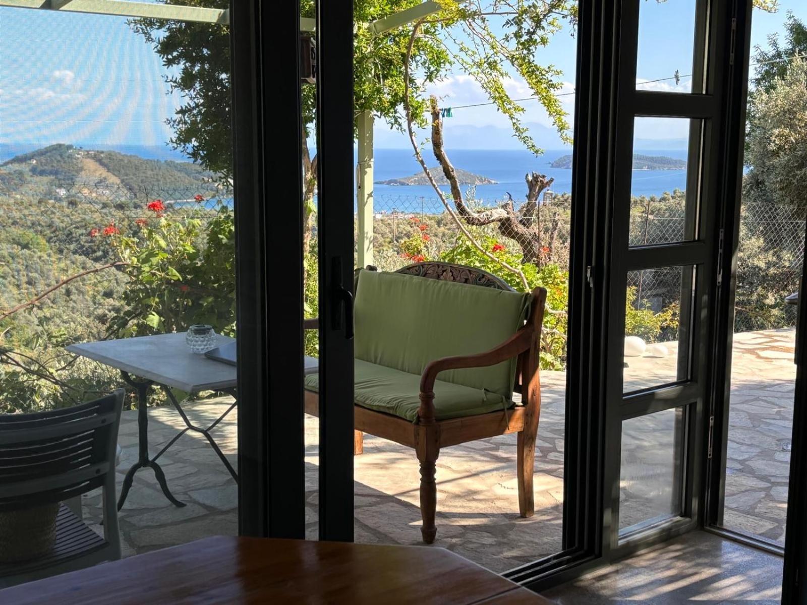 Tierra Villa Skiathos Town Bagian luar foto